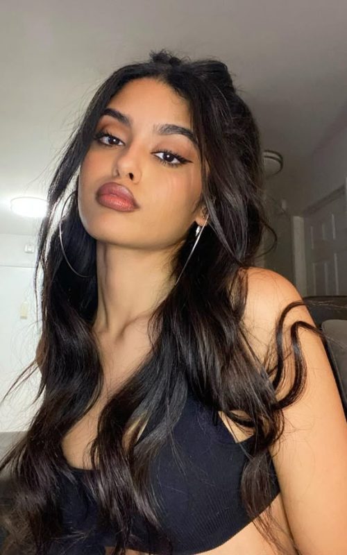 Mia